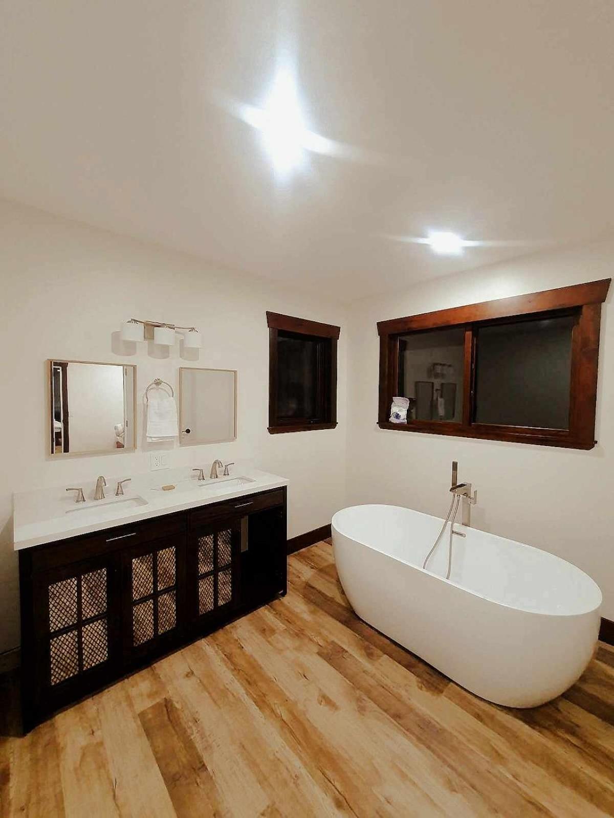 בלו ריבר River Safari Mountain View Suite מראה חיצוני תמונה